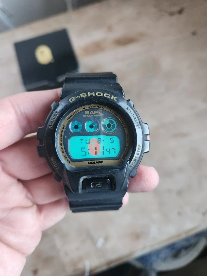 RARE BAPE x G-SHOCK DW-6900 Limited Edition Watch - No. 1545/2000 - Box & Papers - Image 3 of 4