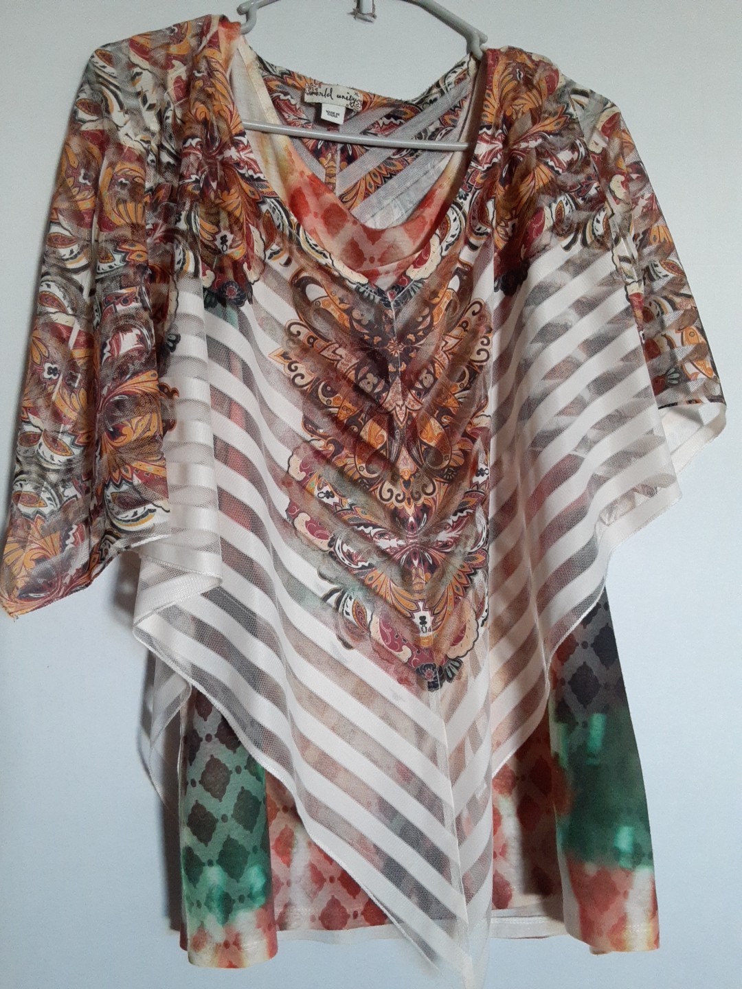 World Unity Womens Top Size Xl