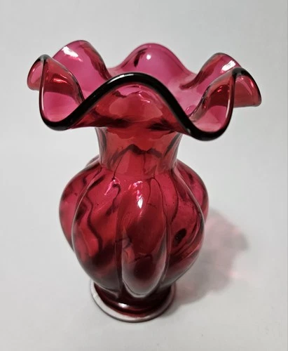 Small Vintage Fenton Ruffled Top Cranberry Pink Glass Vase Hand Made In USA