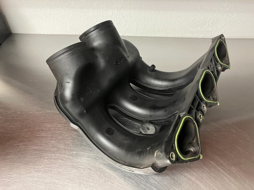2000-2004 Porsche Boxster 2.7 3.2 v6 air intake manifold housing 996110045 OEM - Picture 7 of 12