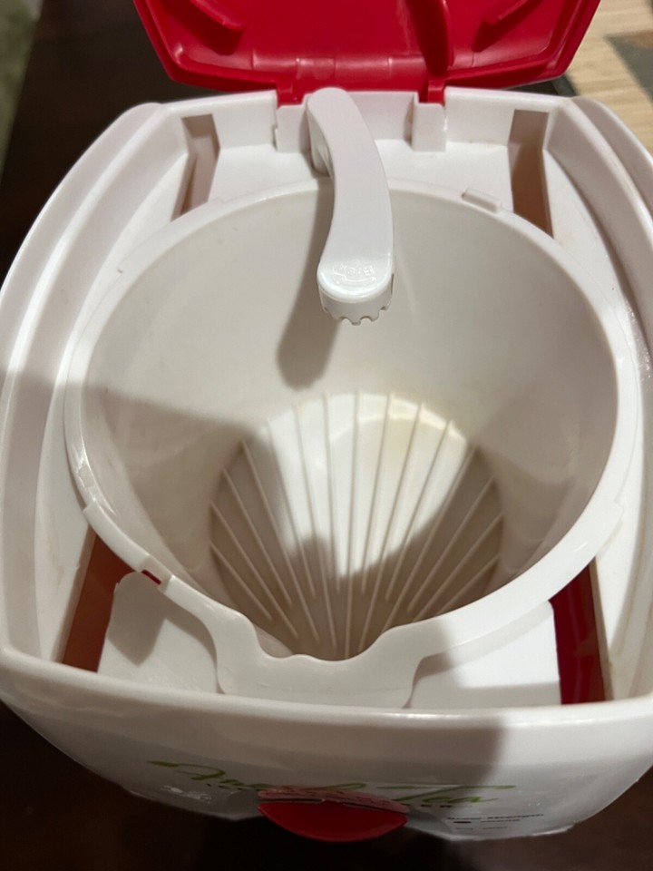 Mr Coffee Fresh Tea 3 Quart Iced Ice Tea Maker Red TM75RS (No Pitcher