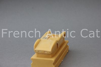 Rare matrice moule résine voiture RENAULT Labourdette 1/43 Heco
