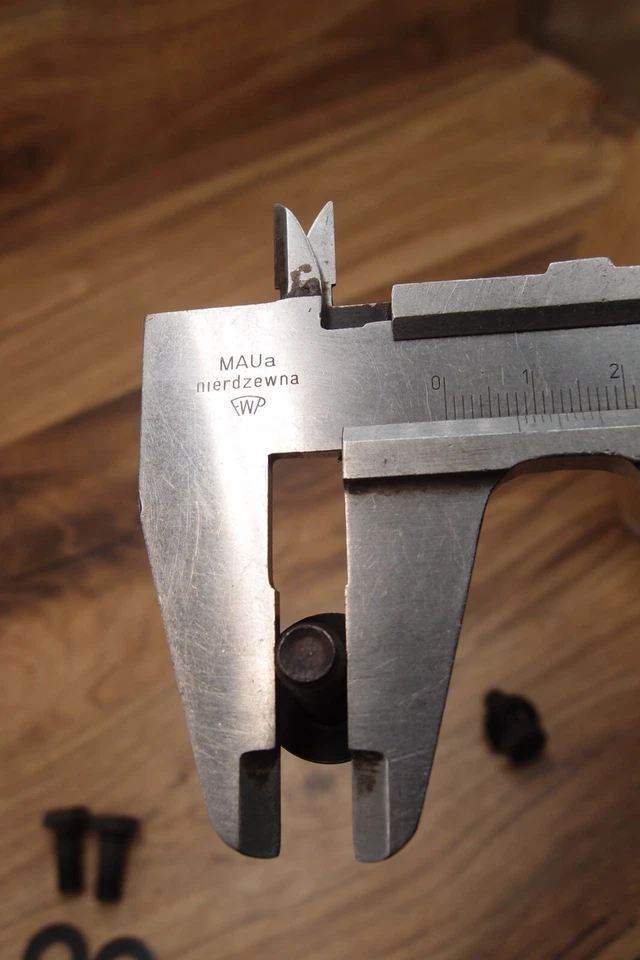 Ofmega 2 x bolts for bottom bracket made in Italy steel for road bike vintage - Image 4 of 4