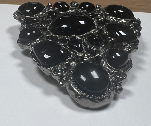 CHANEL Black Onyx Gen Stone Brooch - Picture 3 of 11