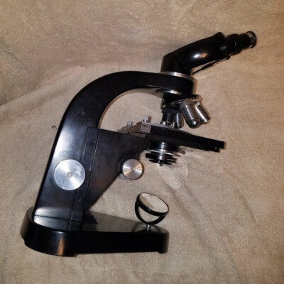 Vintage Ernst E Leitz WETZLAR GmbH Binocular Microscope with case GERMANY TESTED