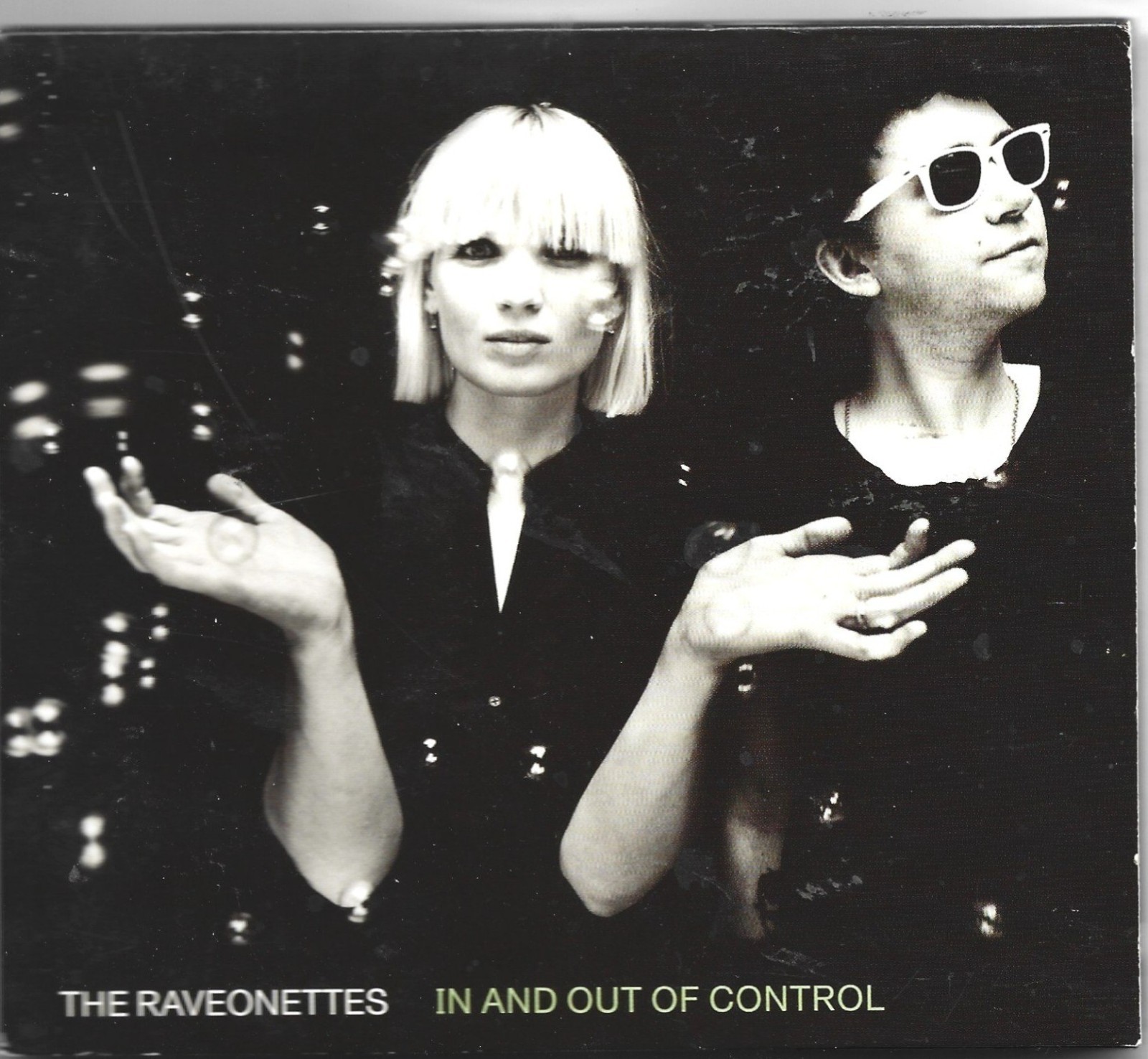 RAVEONETTES - 'IN AND OUT OF CONTROL (2009 CD/DIGIPACK)'.