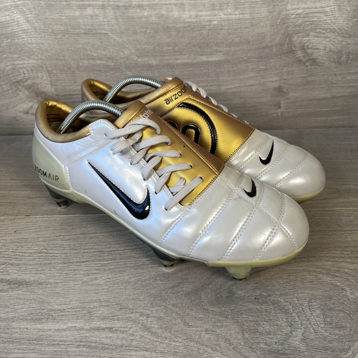 Football Boots Gold Total 90s Nike Total 90 Laser Ii SG Ukuran