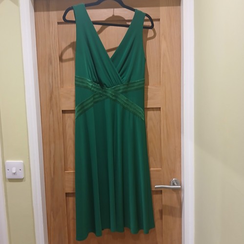 Bravissimo Green Dress Size 16 C-RC - Picture 3 of 4