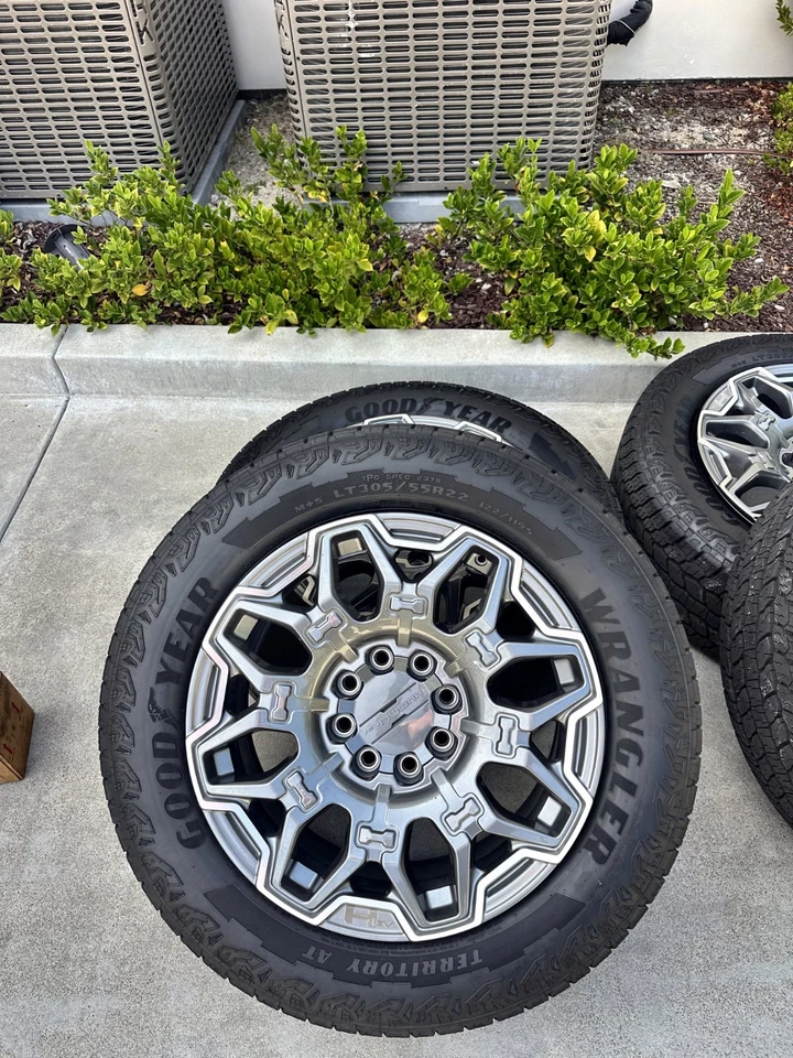 New 2025 H2 Hummer LT305/55R22 Goodyear Wrangler Territory AT - 22" Rims + Tires - Image 4 of 4