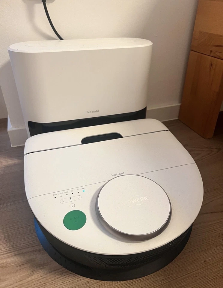 Vorwerk Kobold VR7 Saugroboter mit RB7 Absaugstation, kaum gefahren, wie neu.