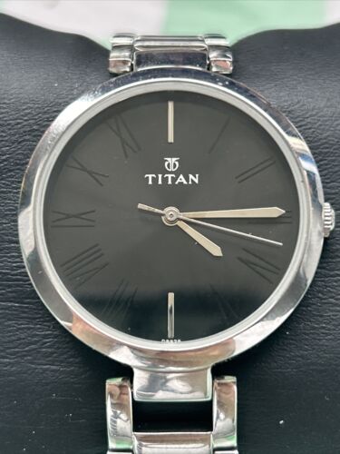 Titan Analog Black Dial Women's Quartz Watch - Picture 1 of 9
