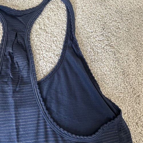 lululemon tank 6 Racerback - Picture 3 of 6