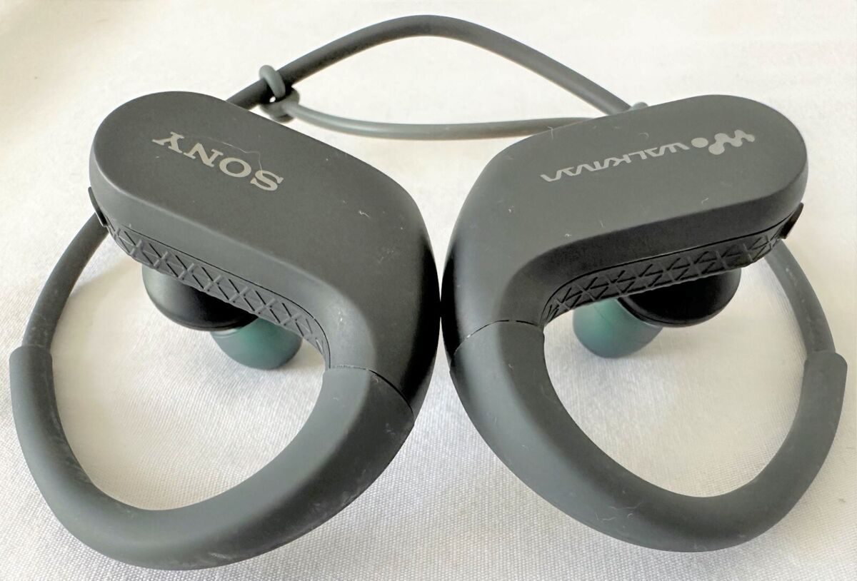 Sony NW-WS413 4GB Walkman Headphone Wearable Sports MP3 Sony NW-WS413 4GB Walkman Headphone Wearable Sports MP3