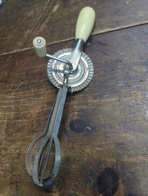 The Taplin MFG CO. New Britain Conn. USA Vintage Hand Mixer Stainless Egg Beater