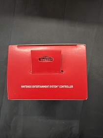 Hallmark Christmas Ornament Nintendo Entertainment System NES Controller -B9