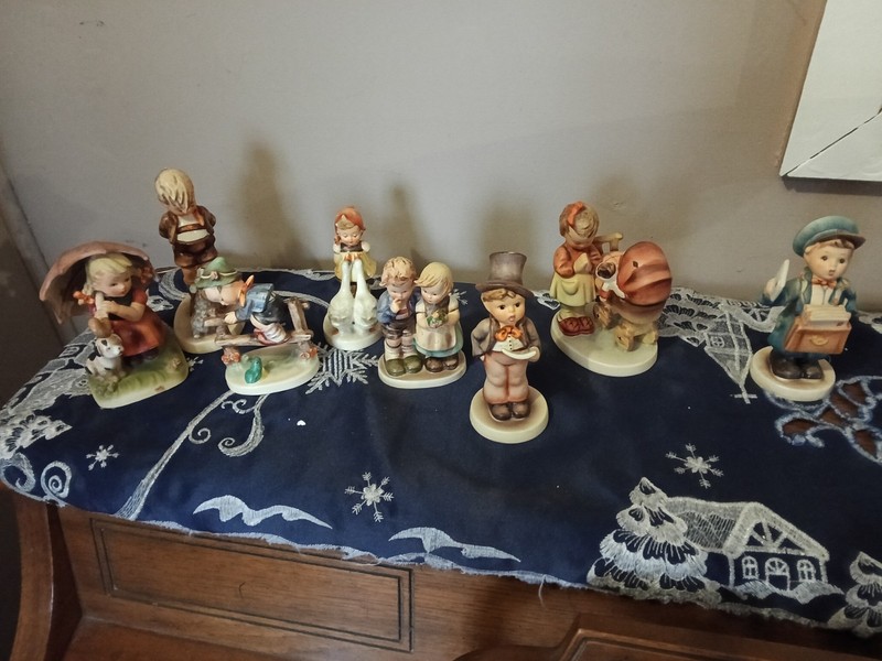 Vintage Hummel Goebel Figurines - Lot of 9 Mint Condition Boys Girls 1952 - 53