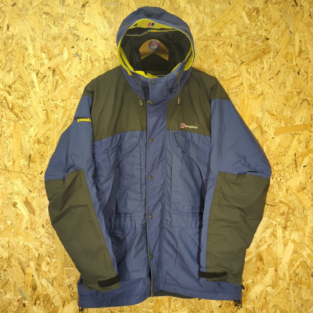 Berghaus Mera Peak Goretex Jacket Mens Waterproof Hooded Rain Coat