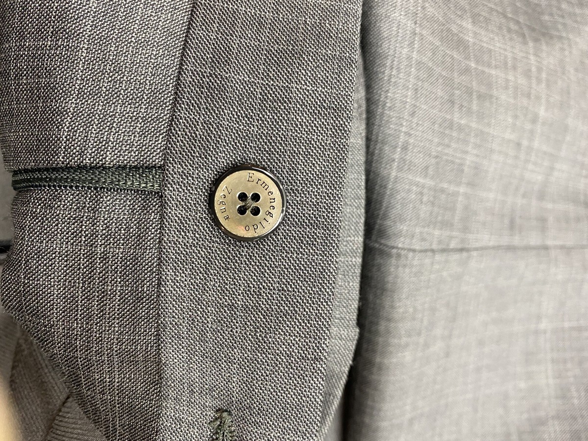 Ermenegildo Zegna Trofeo Two Button Suit Size 40 R RETAIL Ermenegildo Zegna Trofeo Two Button Suit Size 40 R RETAIL