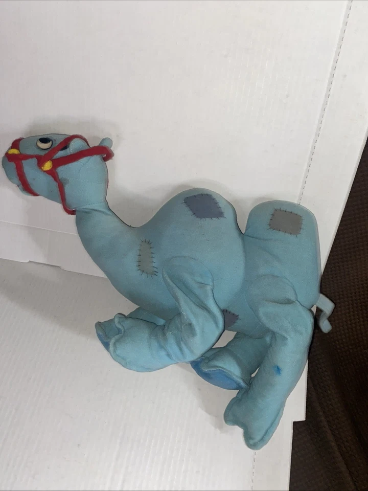 Vintage 1976 Camel with the Wrinkled Knees Raggedy Ann Knickerbocker Plush - Image 4 of 4