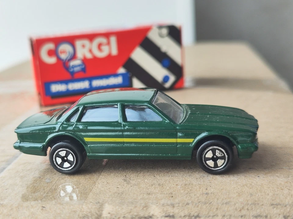Auto d'epoca retrò 1989 Jaguar XJ40, CORGI TOYS, Inghilterra, in scatola, pic... - Immagine 4 di 4