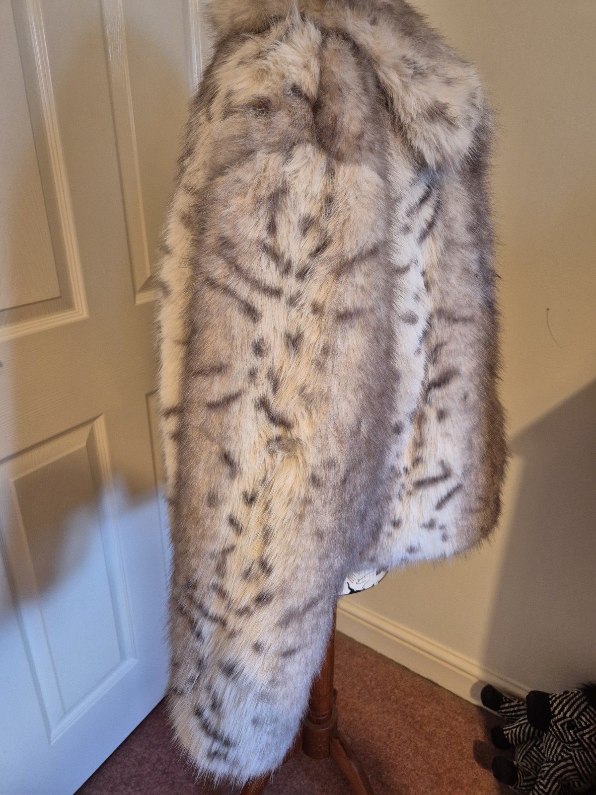 TU Faux Fur Jacket - Size Large BNWT RRP £45.00 image 4