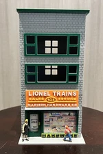 O Scale "The Famous Madison Hardware Store Train Shop" Kit