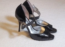 Cathy Jean Black Brazil Stilletto w/ 4in Heel-size 8.5