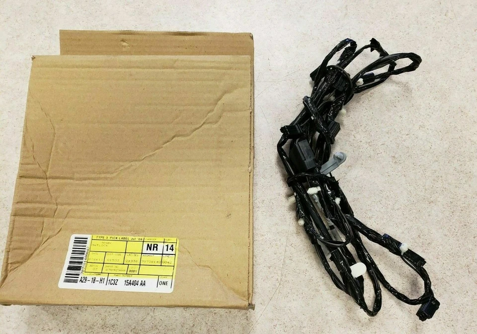 2001 Super Duty F250 F350 Excursion NEW OEM Ford Cab Light set with Install Kit - Image 3 of 4