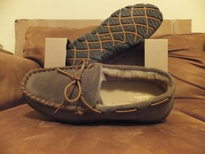 moccasin brand