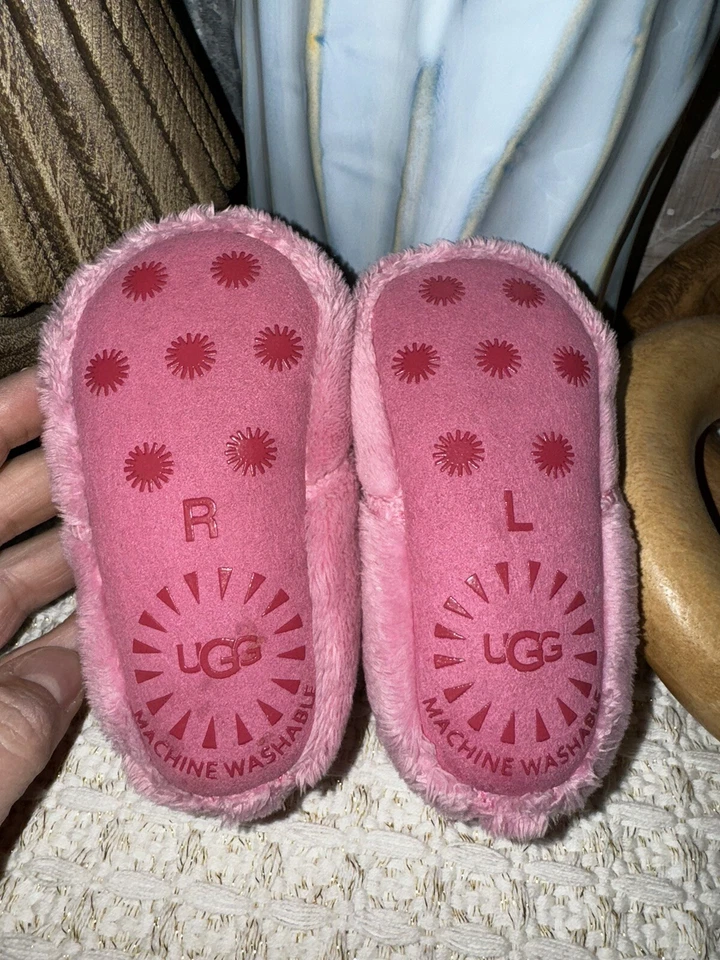 BOTAS UGG BEBÊ MENINA TAMANHO 2/3 ROSA 6-12 Mos - Imagem 4 de 4