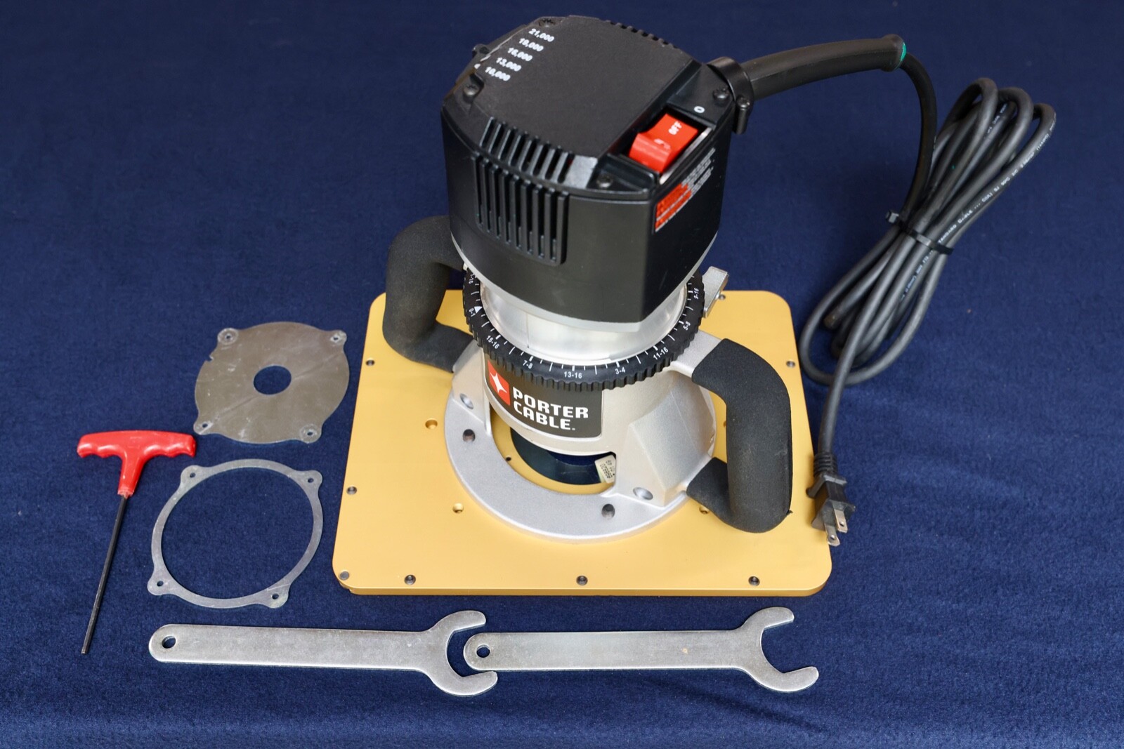 PORTER CABLE 7518 75182 31/4" VARIABLE SPEED PRODUCTION ROUTER W