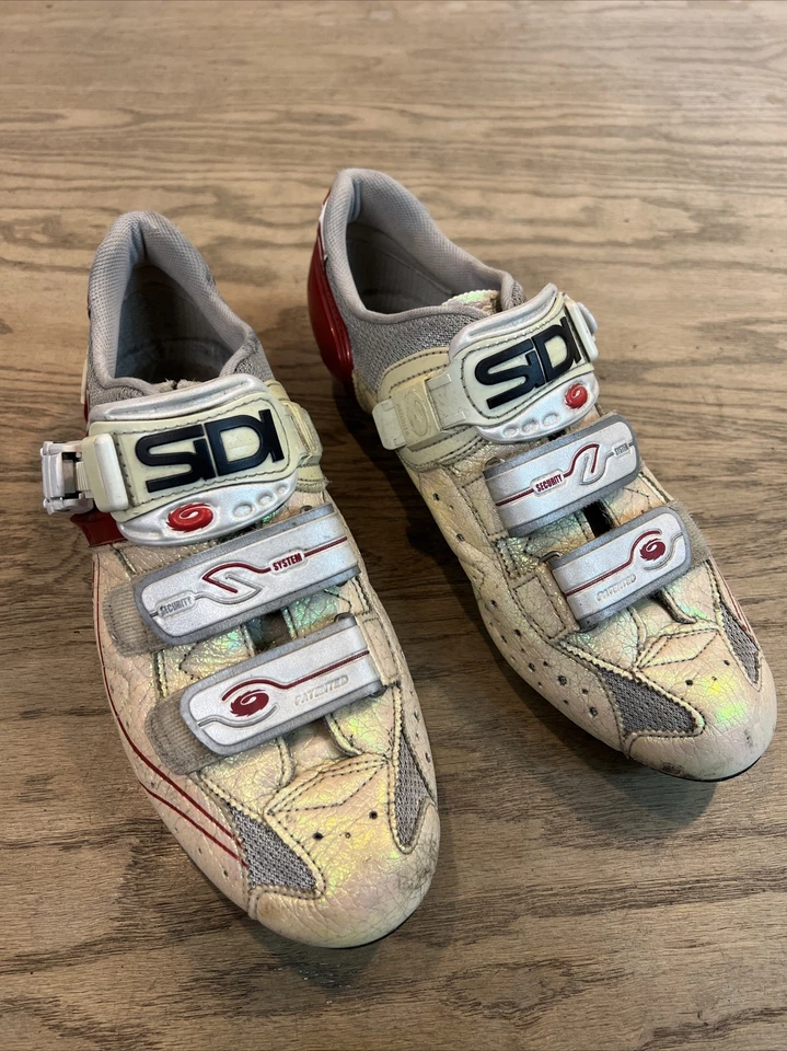 Zapatos de ciclismo SIDI de alta tecnología EUR 42 W suela de carbono rosa blanco cáncer de mama Foto 2 de 4