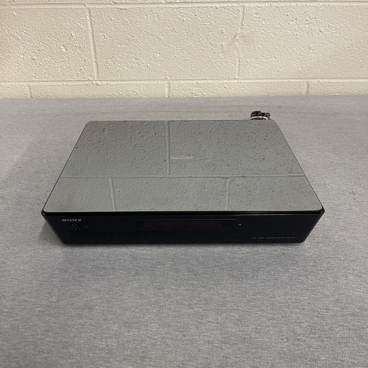 Sony BRAVIA DAV-X10 2.1 Channel Theater System (Discontinued by Manufacturer)
