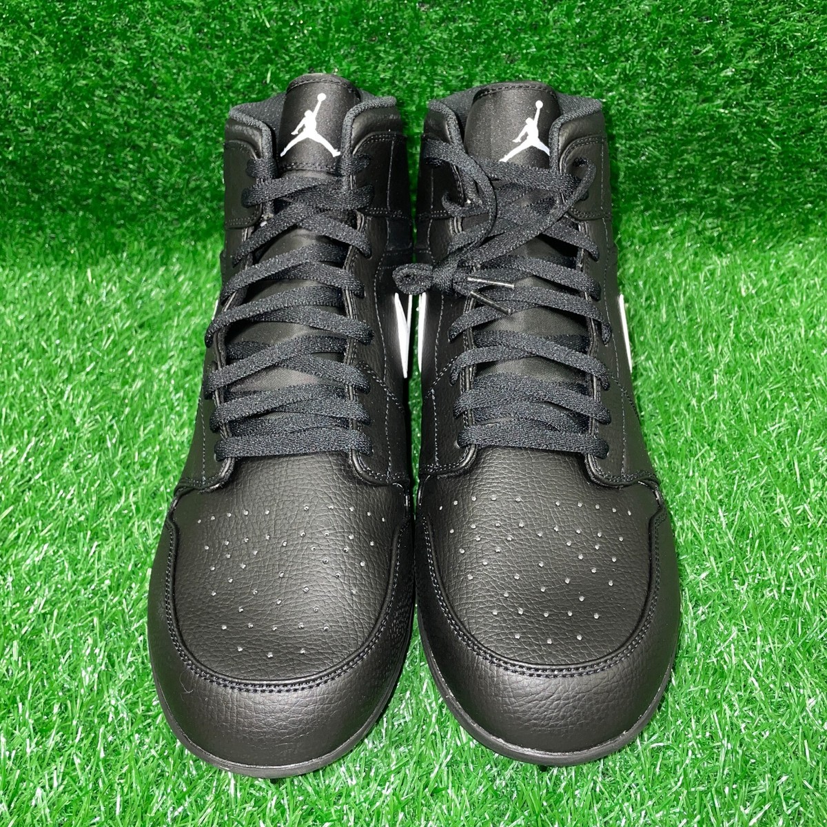 Nike Air Jordan 1 Retro Mid TD Football Cleats Black White Nike Air Jordan 1 Retro Mid TD Football Cleats Black White