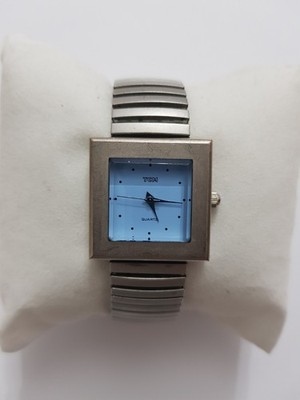 TCM Damen Uhr | Vintage Look | Blaues Zifferblatt | Neue Batterie | Top Zustand