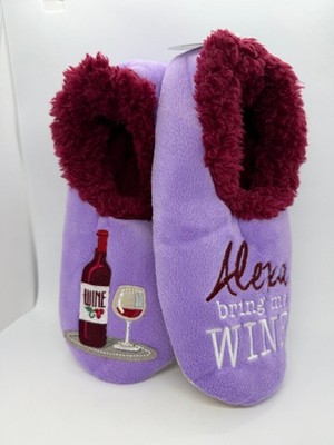 Snoozies Foot Coverings Womens Small Shoe Size 5-6  Pairables  Bring me the wine