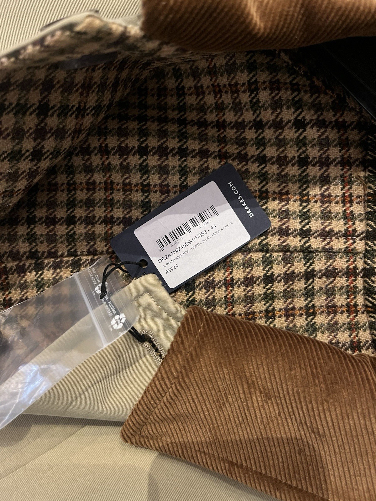 Drake’s Reversible Raglan Mac Harris Tweed Size 44 Brand New image 4