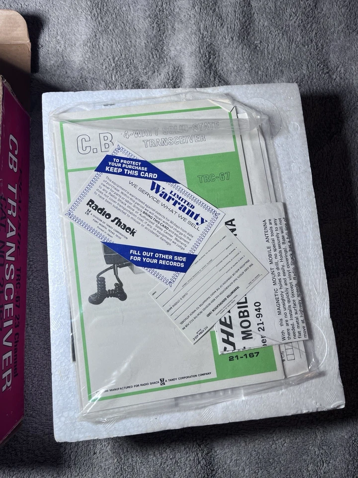 Vintage Realistic TRC-67 23 Channel CB Transceiver Never Tested - Image 3 of 4