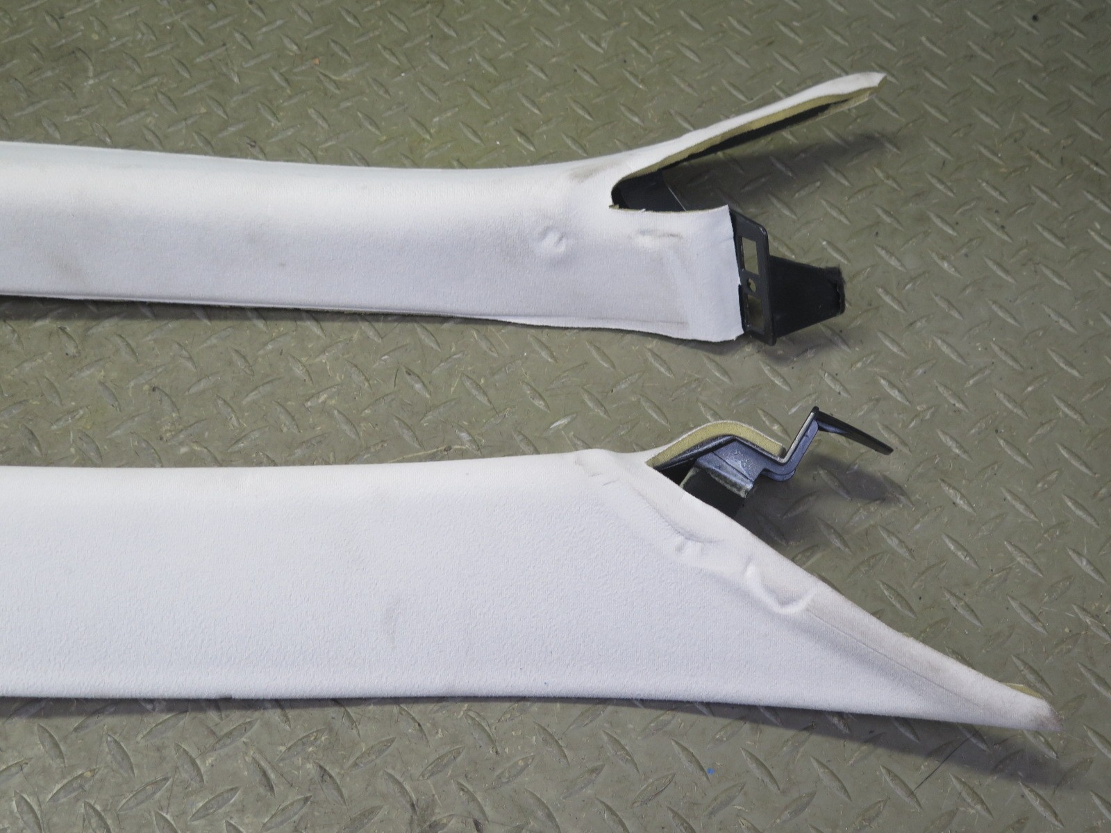 2014-2020 MASERATI GHIBLI M157 FRONT LEFT & RIGHT SIDE A PILLAR TRIM COVER SET