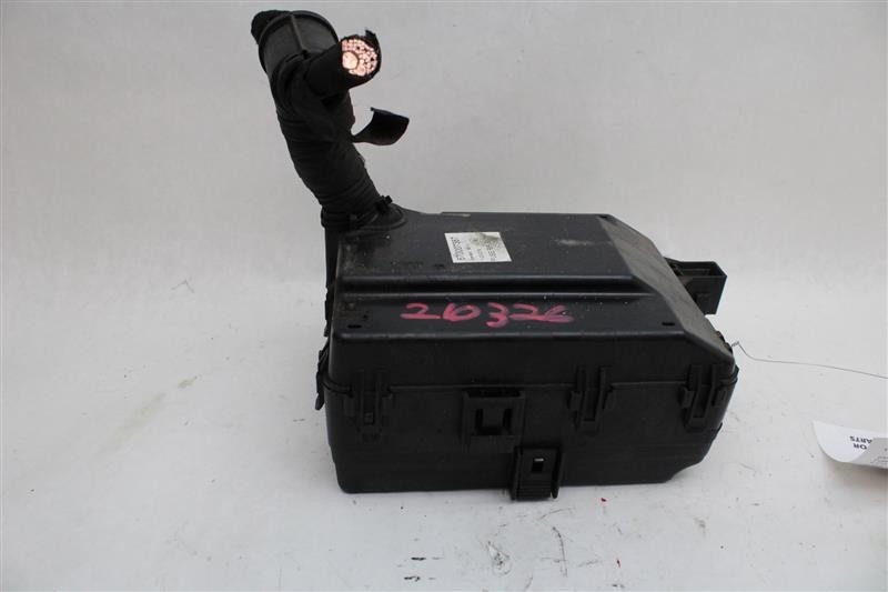 FUSE BOX Maserati Quattropo 2014 14 670007387 1093268