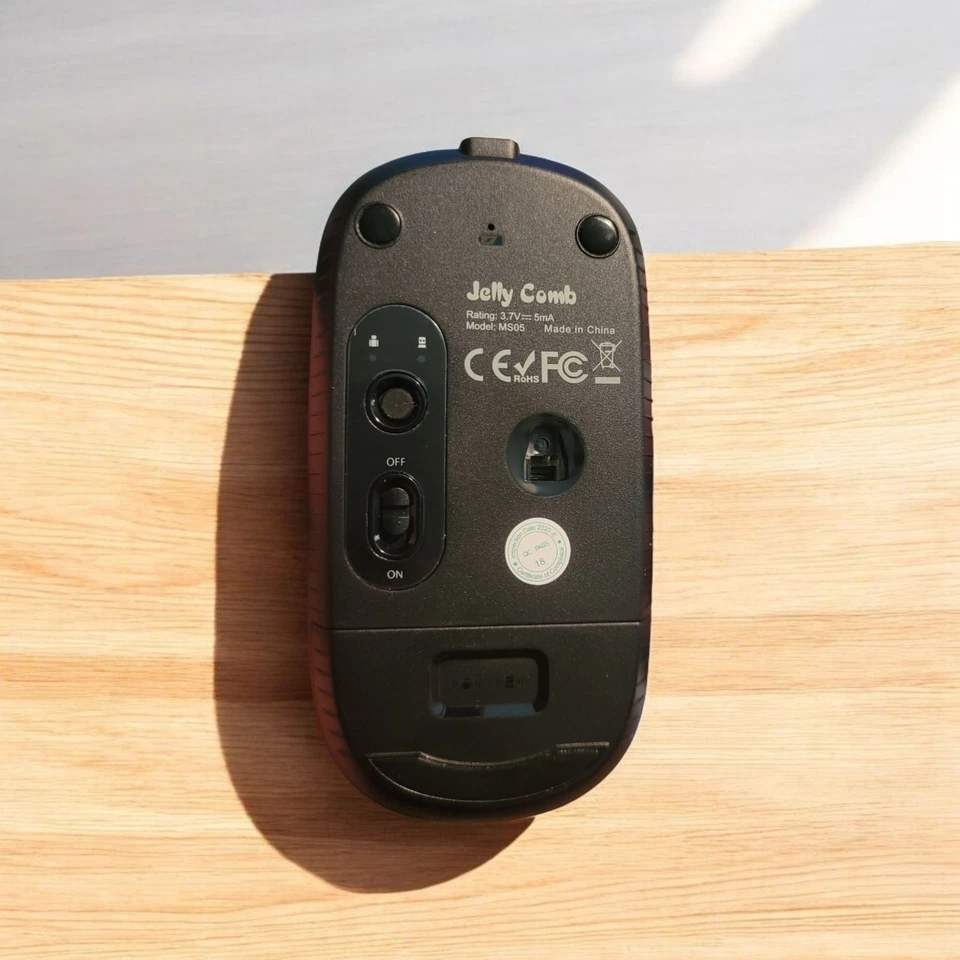 Jelly Comb Black & Gold 2.4G Slim Wireless Recharchable Mouse & Receiver Set  - Image 2 of 3