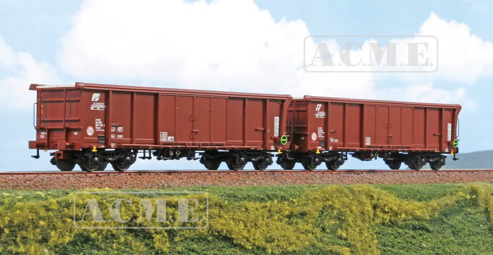 ACME 45195 Set Of Two Taems FS Cars, Inclined Logos + XMPR, I-MIR Marking