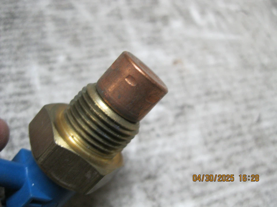Ported Vacuum Switch Standard PVS16 (blue) Foto 3 de 4