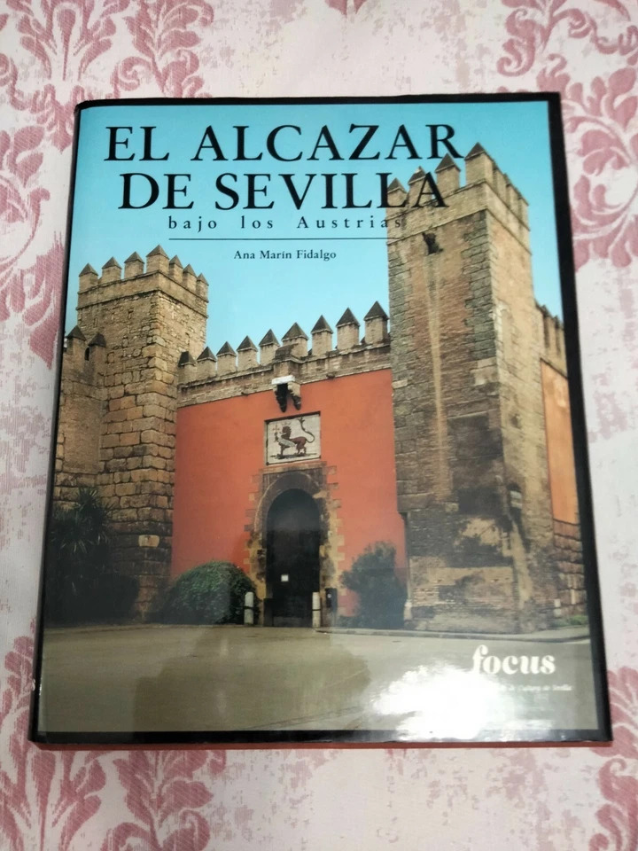 COLECCIÓN 2 LIBROS EL ALCAZAR DE SEVILLA BAJO LOS AUSTRIAS. Tapa dura (1990) - Imagen 2 de 4