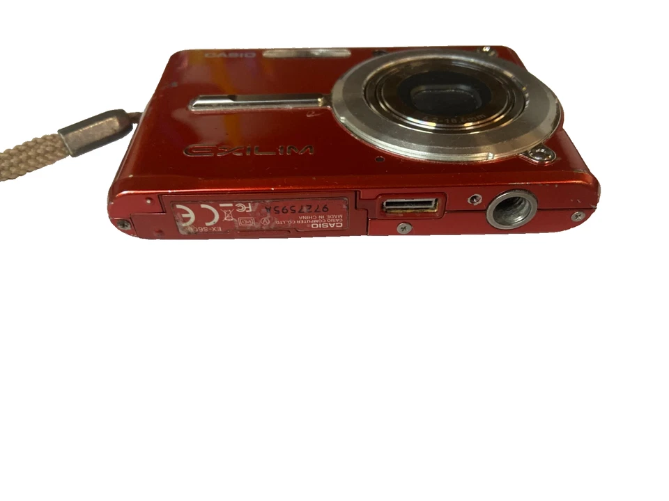 CASIO EXILIM DIGITAL CAMERA -EX-600 -6 MEGA PIXEL -RED - VINTAGE - Image 4 of 4
