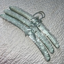 Satin Padded Clothes Hangers Pale Green Lace Ribbon Bow Plastic Hook Set of 3