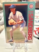 Ryne Sandberg 1992 Fleer #389! 2 Card Min! See Desc!