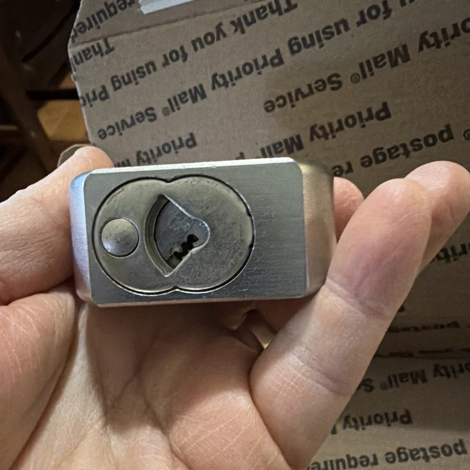 Medeco Padlock, 52-7 Metrolock With Two Keys - Image 4 of 4
