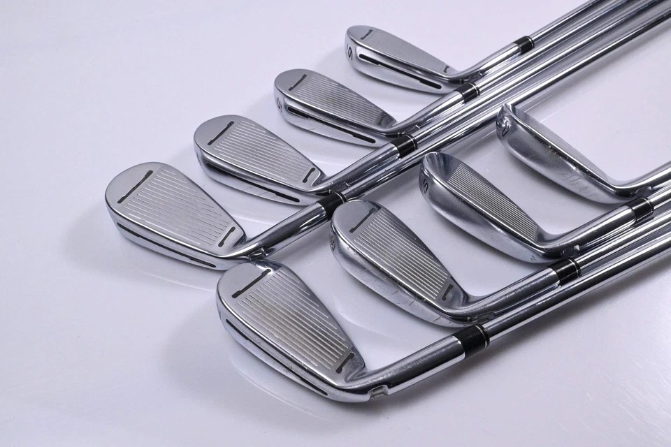 Taylormade RSi1 Irons / 3-PW / Regular Flex Reax Steel 90 Shafts - Image 4 of 4