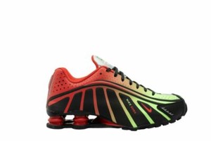 Size 4.5 - Nike Shox R4 x Neymar Jr. S?o Paulo Markets 2019 for sale online  | eBay
